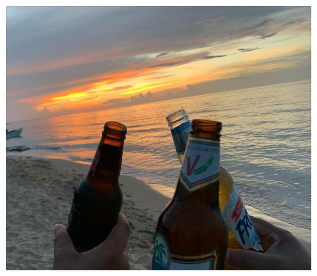 Sunset Bay B&B Brig Bay エクステリア 写真